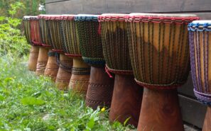 Bubny djembe